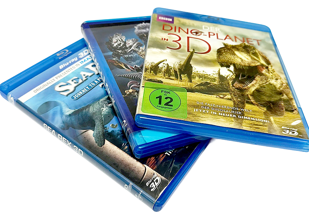Dinosaurus Blu-ray kotiteatteriin, kansikuvassa dinosauruksia ja elokuvan 3D-merkintä.
