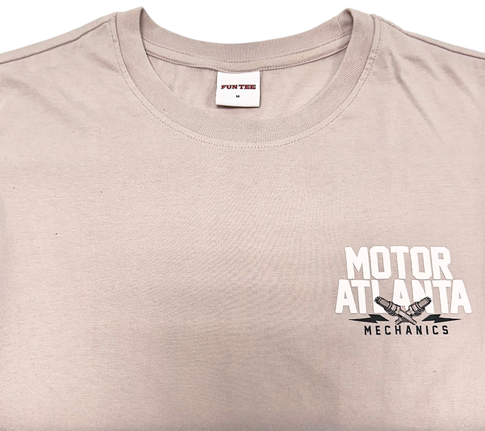 Vaaleanharmaa FunTee Motor Atlanta T-paita, tyylikäs valinta kesävaatteita etsiville.