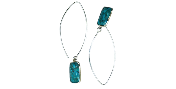 Silver droppörhängen med turkossten, elegant design. Perfekta smycken online för en stilren look.