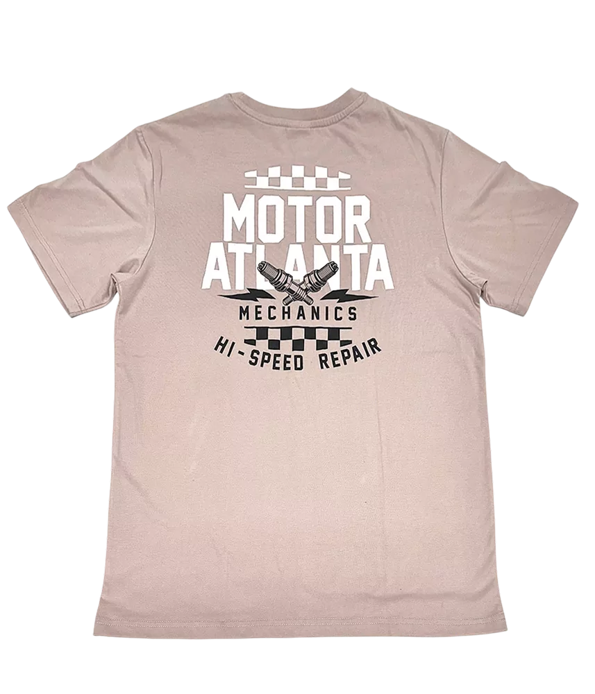 T-shirt FunTee Motor Atlanta beige avec logo "Motor Atlanta Mechanics Hi-Speed Repair" imprimé dans le dos.
