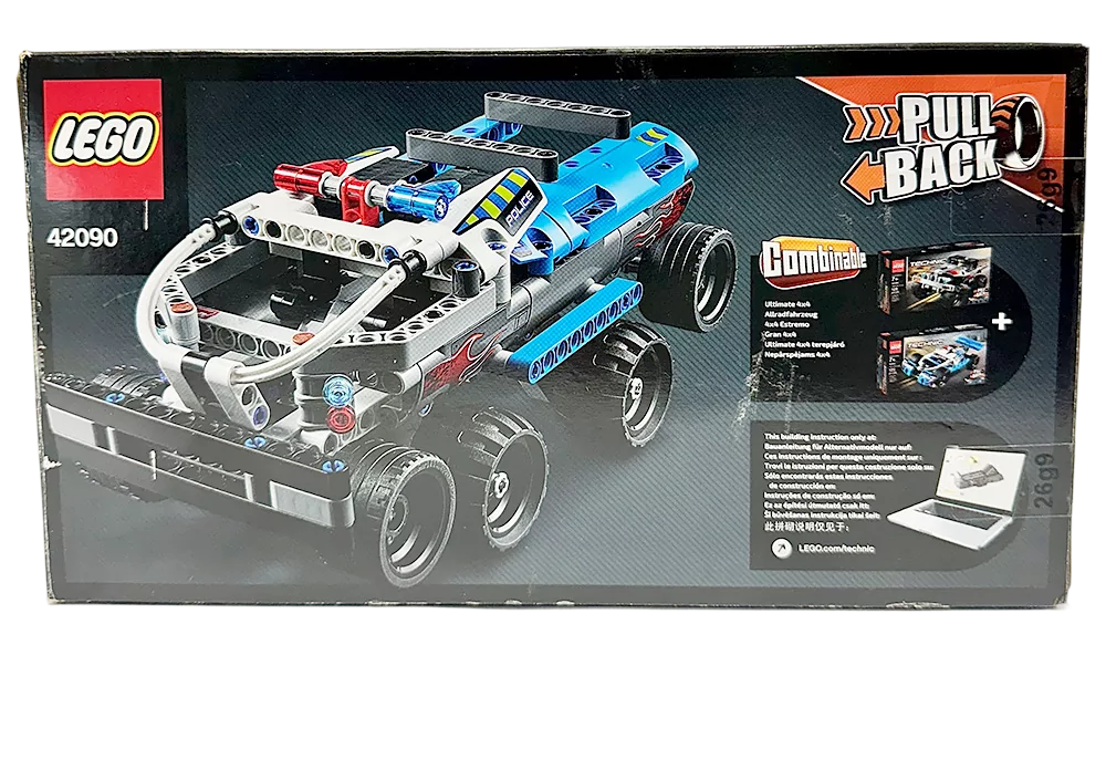 LEGO Technic 42090 rinkinys su lenktyniniu automobiliu, parodytas dėžutėje.