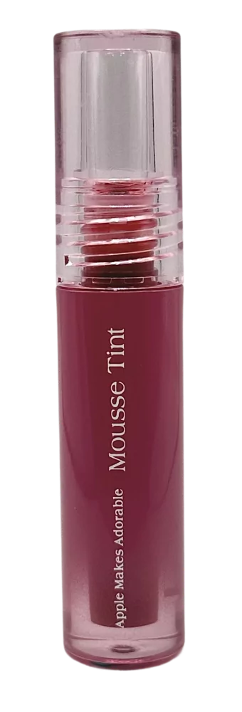 Bare N Bliss Rumenilo za Usne u tubi, nijansa tamnocrvena, ambalaža prozirna s natpisom "Mousse Tint"