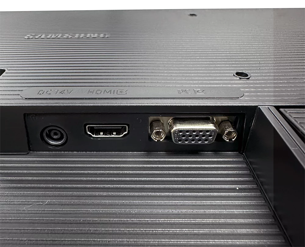 Port belakang monitor Samsung Essential S3 24 inci: DC14V, HDMI, dan VGA.