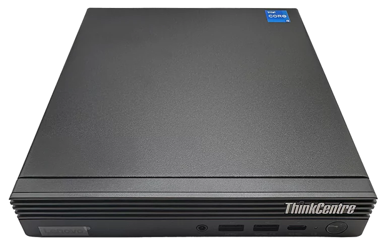 Lenovo ThinkCentre M70q Gen 5 pöytätietokoneen etunäkymä tuotesivulla.